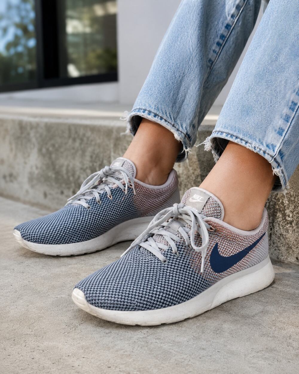 Nike Tanjun Racer Red White Blue Sneakers Womens 8.5 Running Shoes Casual